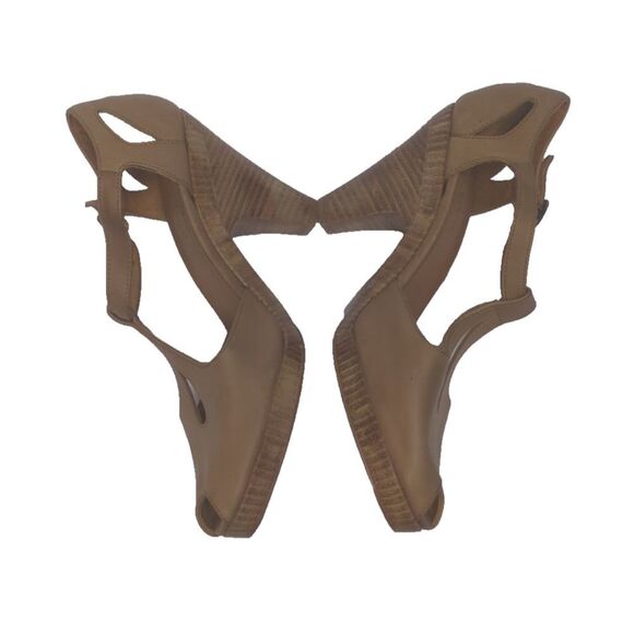 COCLICO Posey Tan Suede T-Strap Peep Toe Heels Wood Shoes EU 38.5 Spain US 7.5 - Picture 5 of 11